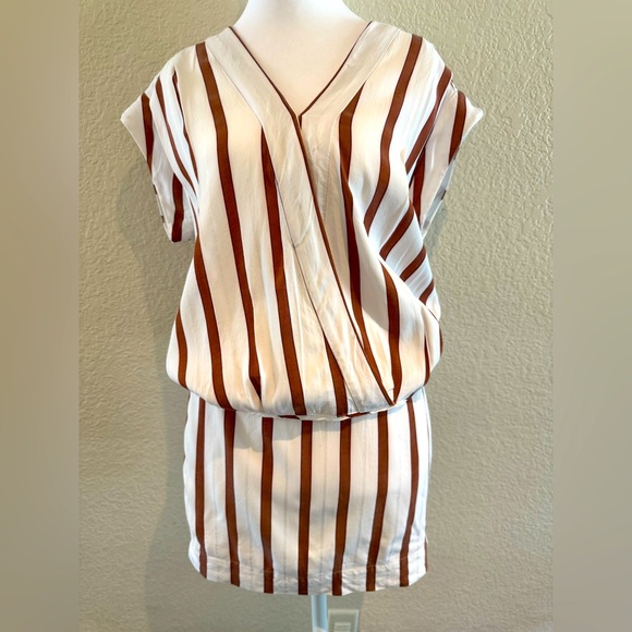 Zara Basics Drop Waist V-Neck Cream/Brown Striped Dress - Size Small - Picture 4 of 16